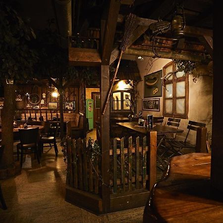 זאנגרהאוזן Pension Ruessel-Pub מראה חיצוני תמונה